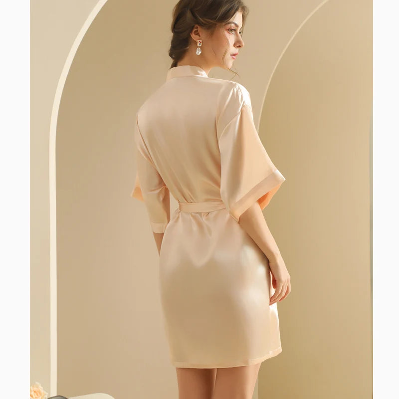 Embroidered Bridal Robe – Bride, Bridesmaid, Maid of Honour & More