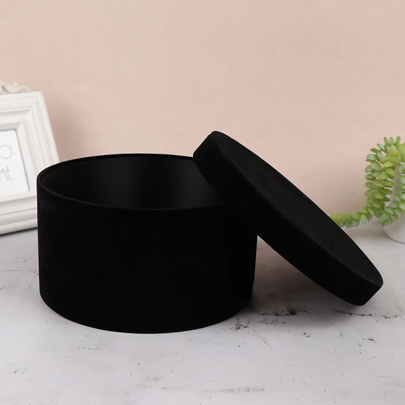 Velvet Round Flower Gift Box — Valentine's Day, Birthdays & Weddings (5 Colours)