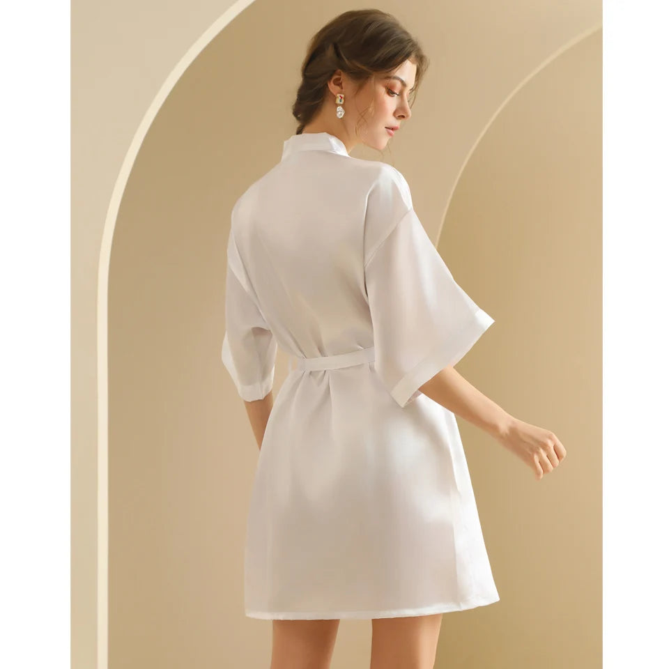 Embroidered Bridal Robe – Bride, Bridesmaid, Maid of Honour & More